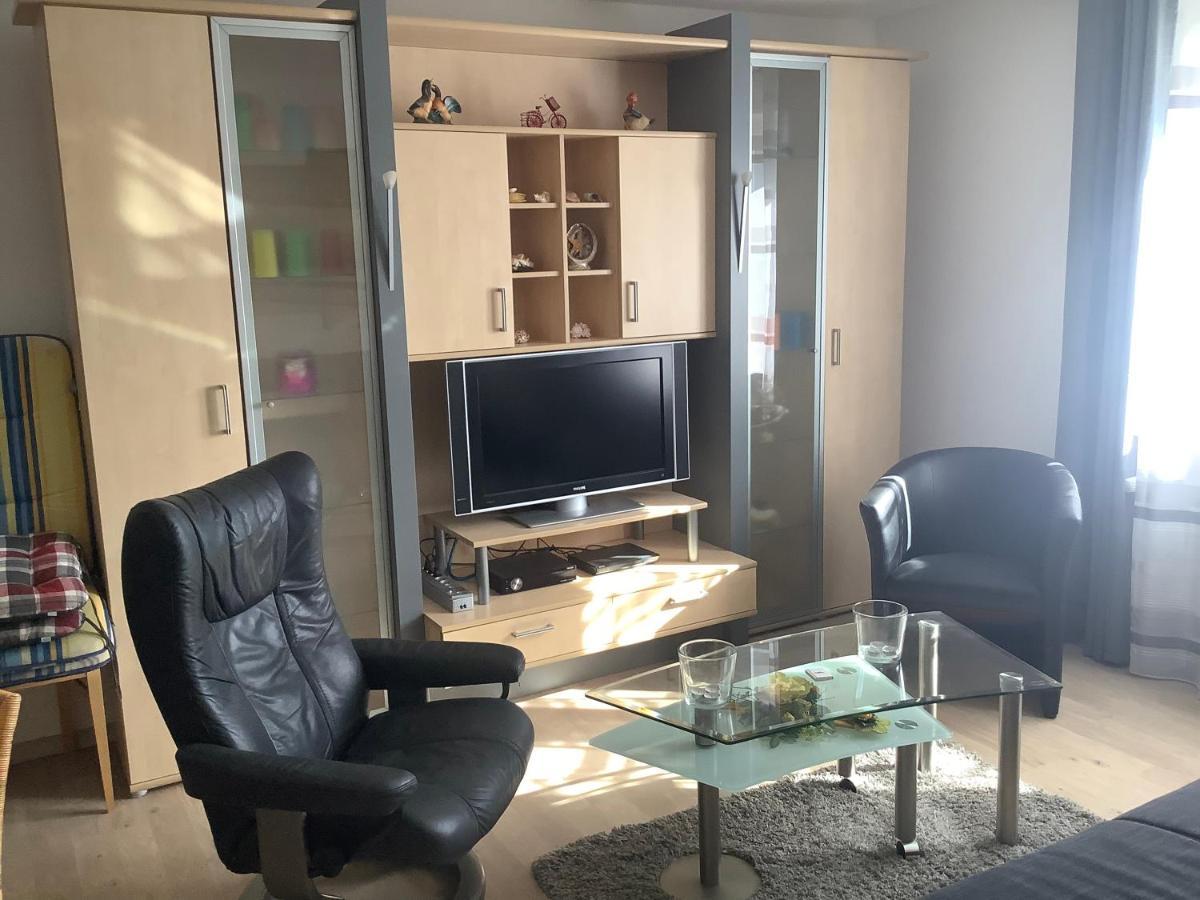 Ferienwohnung Zur Sperrmauer Edersee Buitenkant foto