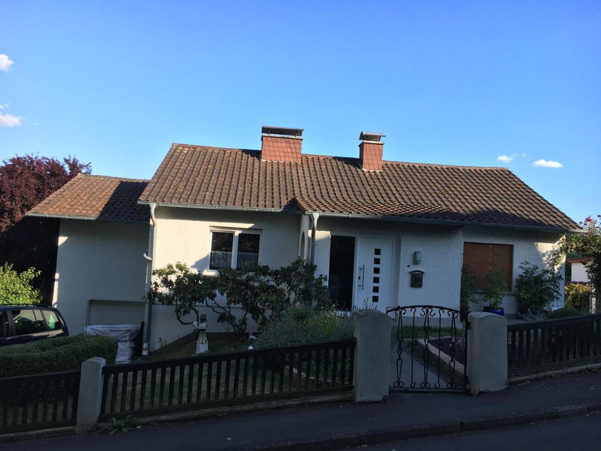 Ferienwohnung Zur Sperrmauer Edersee Buitenkant foto
